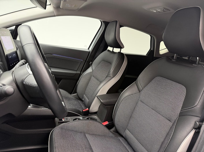 Vehicle image MITSUBISHI ASX