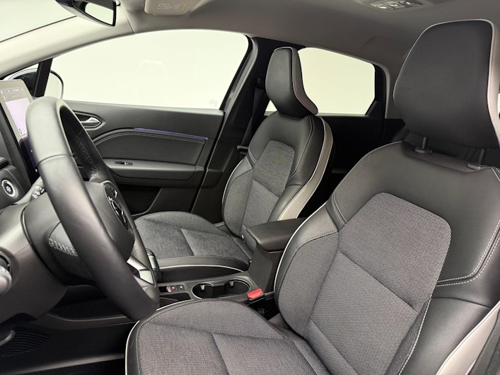 Vehicle image MITSUBISHI ASX