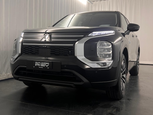 MITSUBISHI Outlander 2.4 PHEV Invite 4x4 0 MITSUBISHI Outlander 2.4 PHEV Invite 4x4 0
