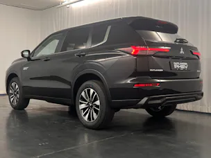 Mitsubishi Outlander 2.4 PHEV Invite 4x4