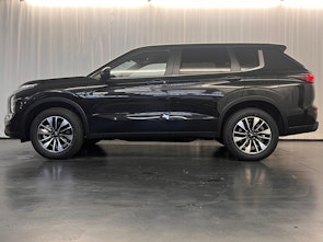 Vehicle image MITSUBISHI Outlander 2.4 PHEV Invite 4x4