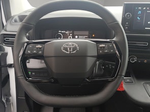 Vehicle image TOYOTA PROACE CITY Van L1 52KWh Active