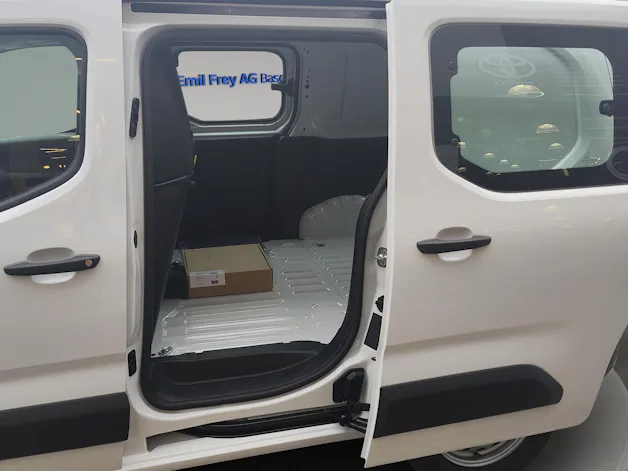 Toyota PROACE CITY Van L1 52KWh Active