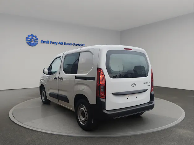 Toyota PROACE CITY Van L1 52KWh Active