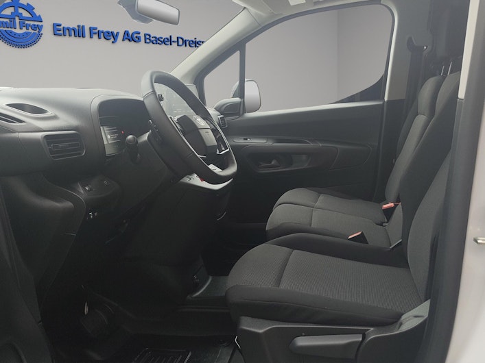 Vehicle image TOYOTA PROACE CITY