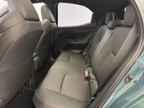 Vehicle image 9 Vehicle image 9