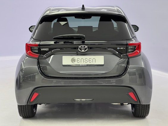 Vehicle image 3 Vehicle image 3