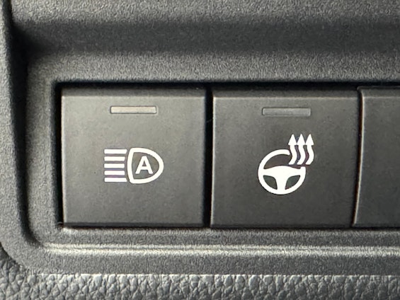 Vehicle image 14 Vehicle image 14