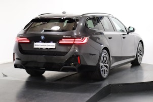 Vehicle image BMW 530e xDrive Touring