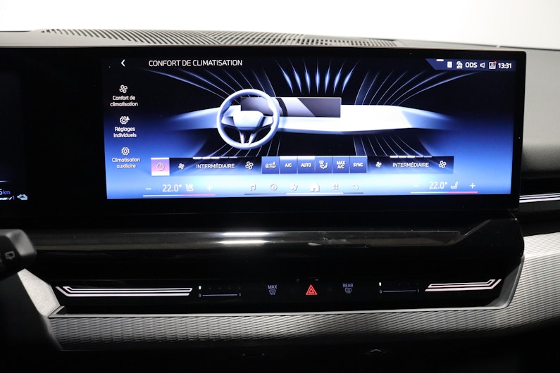 Vehicle image BMW 5 SERIES