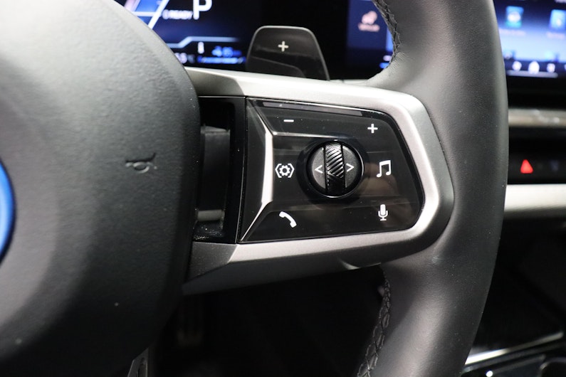 Vehicle image BMW 5 SERIES