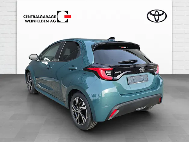 Toyota Yaris 1.5 VVT-i HSD Trend