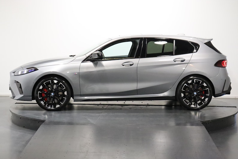 Vehicle image BMW 1 SERIES