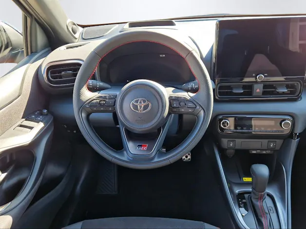 Toyota Yaris 1.5 VVT-i HSD GR Sport