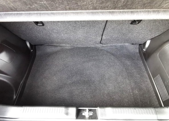 Vehicle image 8 Vehicle image 8