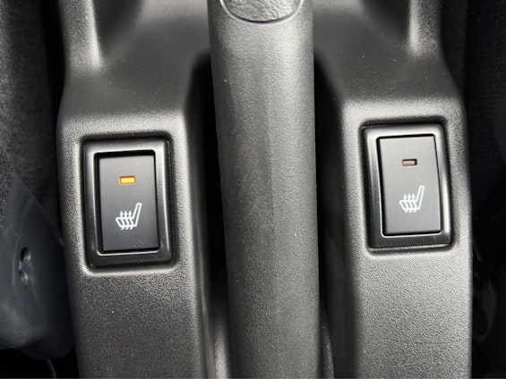 Vehicle image 14 Vehicle image 14