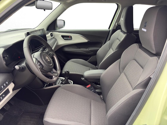 Vehicle image 9 Vehicle image 9