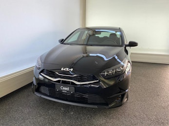 Vehicle image KIA Ceed 1.5 T-GDi Power Vehicle image KIA Ceed 1.5 T-GDi Power