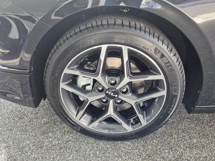 Vehicle image KIA CEED