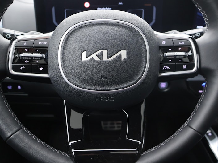 Vehicle image KIA SORENTO