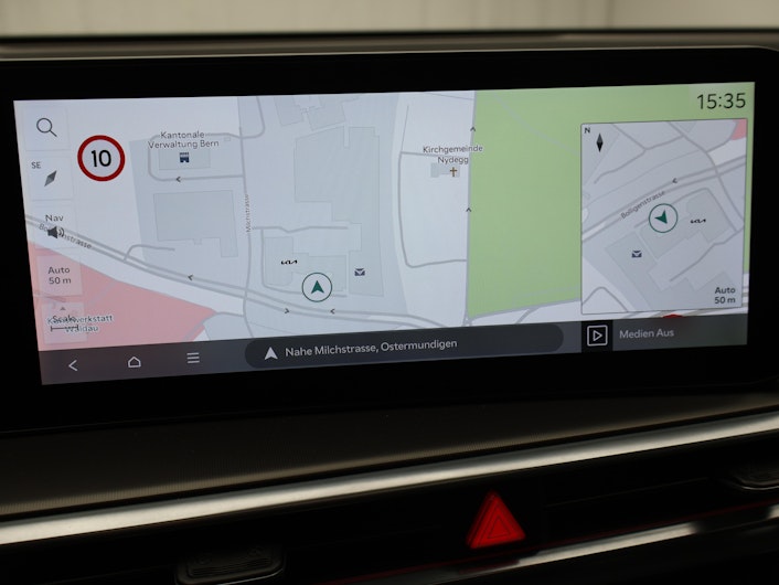 Vehicle image KIA SORENTO