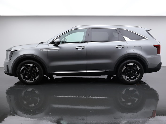 Vehicle image KIA SORENTO