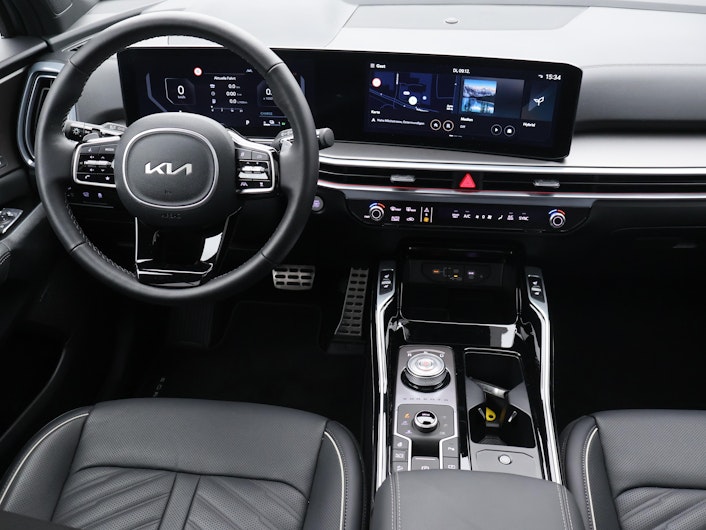 Vehicle image KIA SORENTO