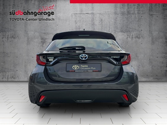 Vehicle image 13 Vehicle image 13