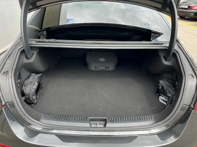 Mercedes-Benz E 400 e AMG Line 4matic