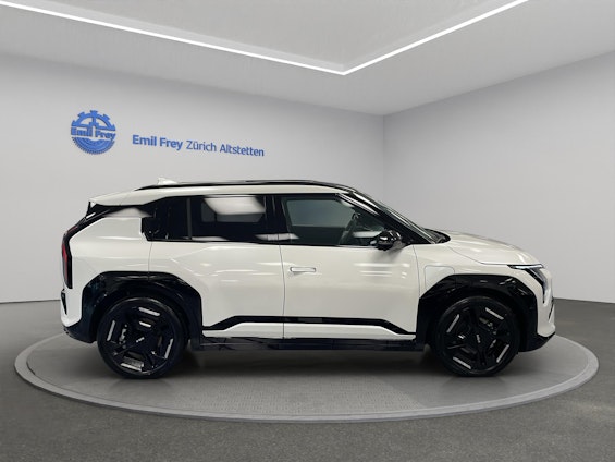 Vehicle image 3 Vehicle image 3