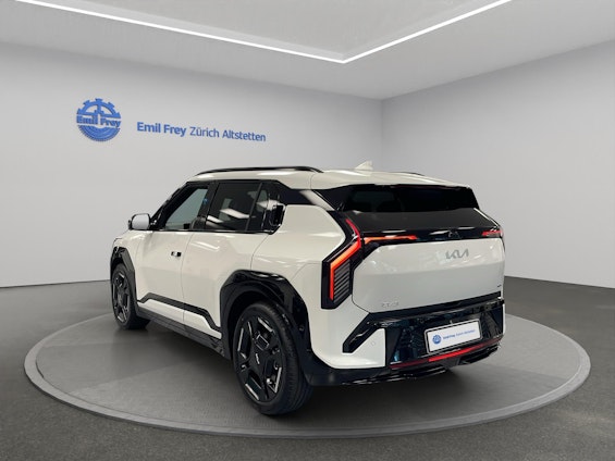 Vehicle image 2 Vehicle image 2