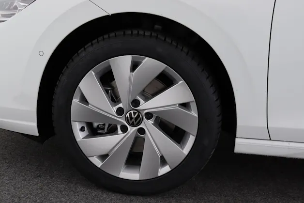 VW Golf Variant 1.5 eTSI mHEV Life