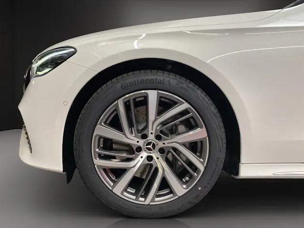 Mercedes-Benz E 220 d T 4Matic 9G-Tronic