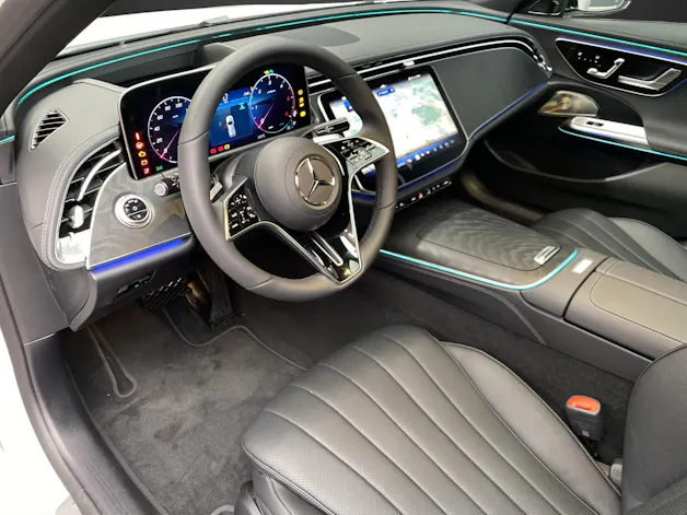 Mercedes-Benz E 220 d T 4Matic 9G-Tronic