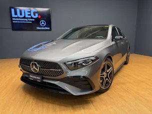 Mercedes-Benz A 200 - AMG - Limousine / 360 Grad Kamera / Panorama-Dach / Multibeam LED