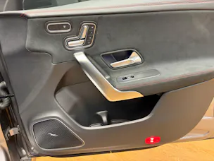 Mercedes-Benz CLA 250 4M - AMG / 360 Grad Kamera / Soundsystem / Ambiente-Licht
