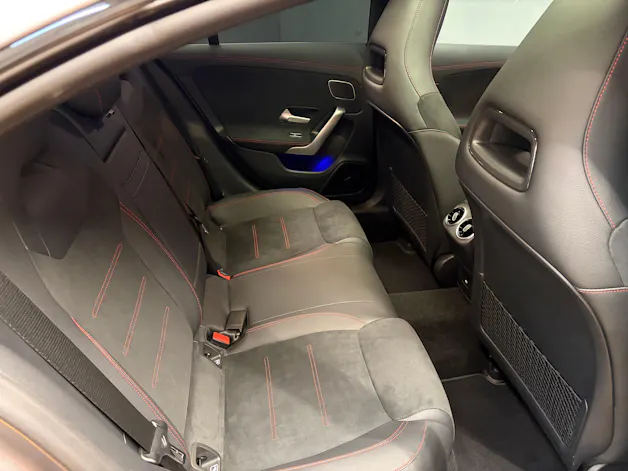 Mercedes-Benz CLA 250 4M - AMG / 360 Grad Kamera / Soundsystem / Ambiente-Licht