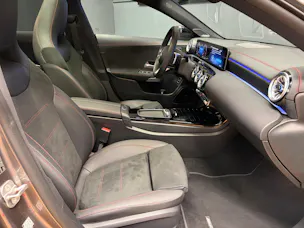 Mercedes-Benz CLA 250 4M - AMG / 360 Grad Kamera / Soundsystem / Ambiente-Licht