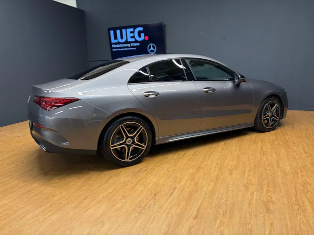 Mercedes-Benz CLA 250 4M - AMG / 360 Grad Kamera / Soundsystem / Ambiente-Licht