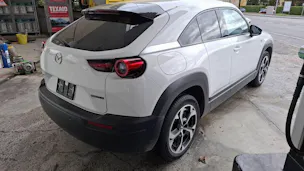 Mazda MX-30 e-Skyactiv R-EV Makoto
