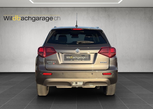 Vehicle image 3 Vehicle image 3