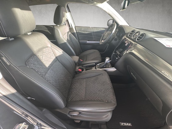 Vehicle image 15 Vehicle image 15