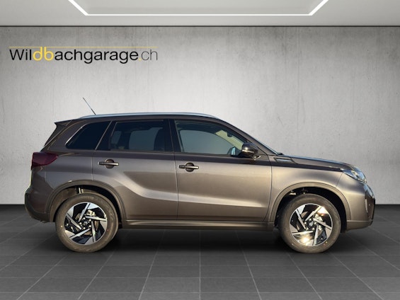 Vehicle image 5 Vehicle image 5