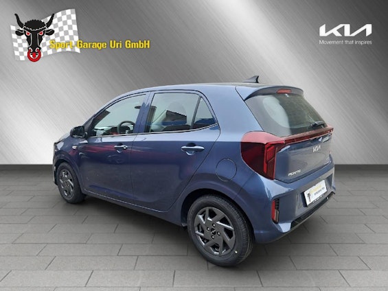 Vehicle image 3 Vehicle image 3