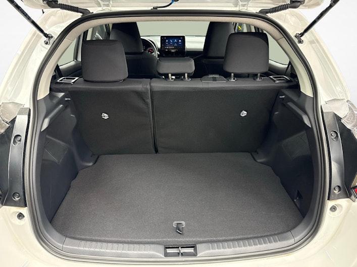 Vehicle image TOYOTA YARIS