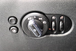 Vehicle image MINI F56 Cooper SE