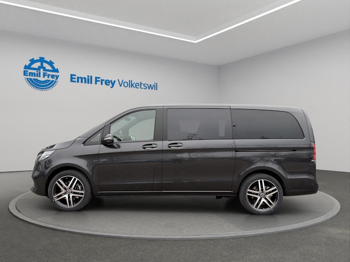 Vehicle image MERCEDES-BENZ V 250