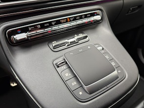 Vehicle image MERCEDES-BENZ V 250 d lang Van