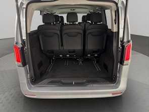 Vehicle image MERCEDES-BENZ Vito 116 Kombi L 2.0 CDI Select Family