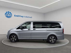 Vehicle image MERCEDES-BENZ Vito 116 Kombi L 2.0 CDI Select Family